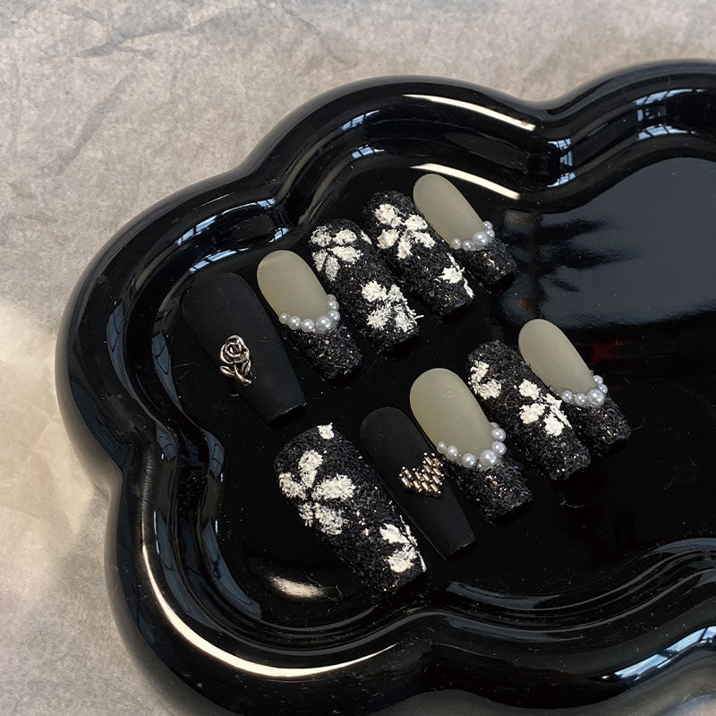 MYY's designer original high-end design customized luxury hand-painted wearable nail art 