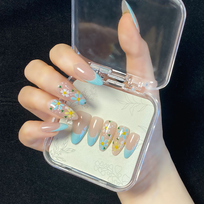 MYY's designer original high-end design customized luxury hand-painted wearable nail art
