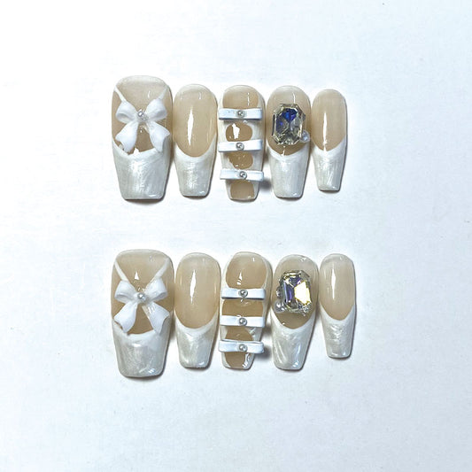 MYY's designer original high-end design customized luxury hand-painted wearable nail art
